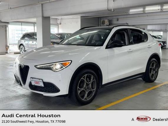 ALFA ROMEO STELVIO 2021 ZASPAKAN1M7D20577 image ALFA ROMEO STELVIO 2021 ZASPAKAN1M7D20577 image
